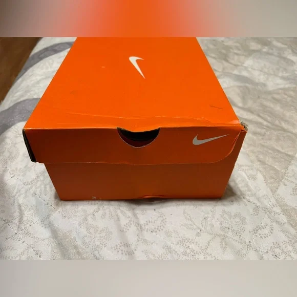 Nike Women’s Hurache Dance Low🖤🤍❤️ - Picture 13 of 14